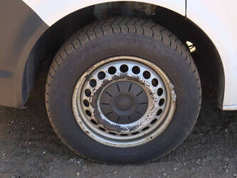 2019-volkswagen-kombi-47132771
