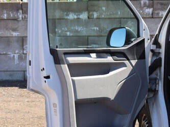 2019-volkswagen-kombi-47132777