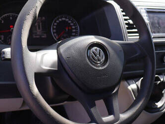2019-volkswagen-kombi-47132782