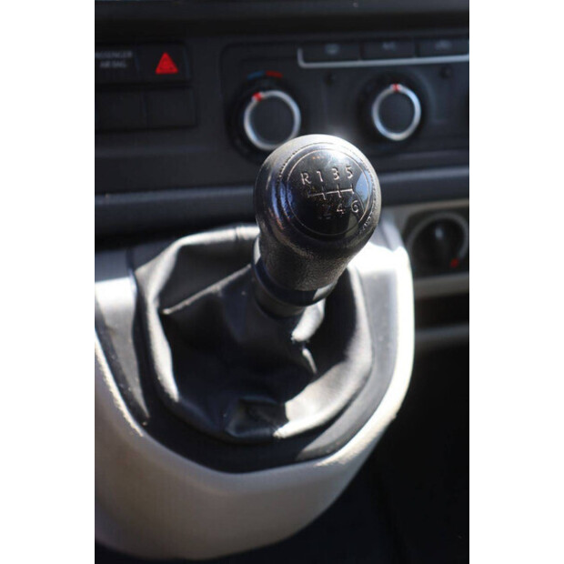 2019 Volkswagen Kombi-47132784