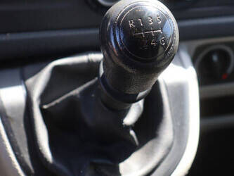 2019-volkswagen-kombi-47132784