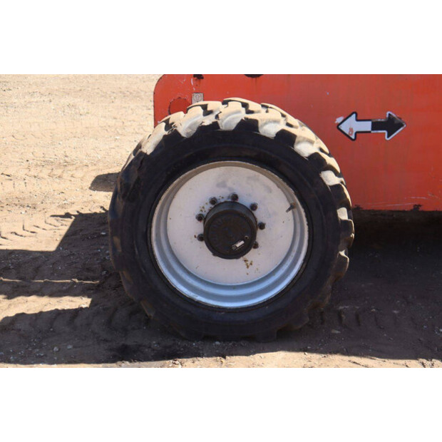 2014 جيه ال جي 660SJ-47132858