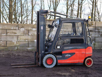 Image de ENGINS DE LEVAGE Linde E25L À vendre à Belgique