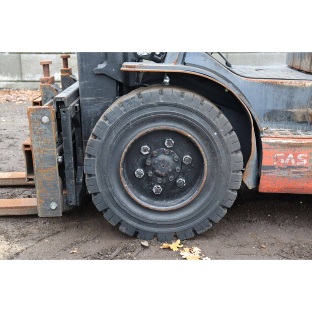 2016 Toyota 02-8FGJF35-47133133