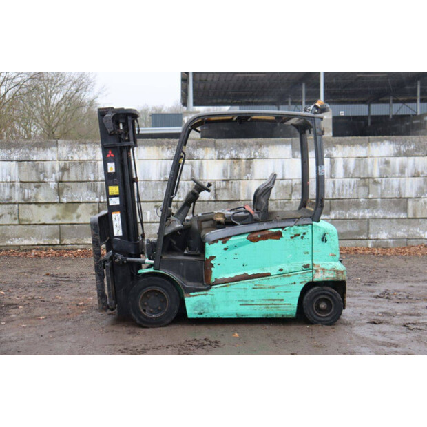 2018 MITSUBISHI FB35N-47133304