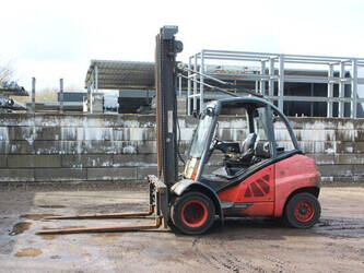 Image de ENGINS DE LEVAGE 2015 Linde H50D-02 À vendre à Belgique