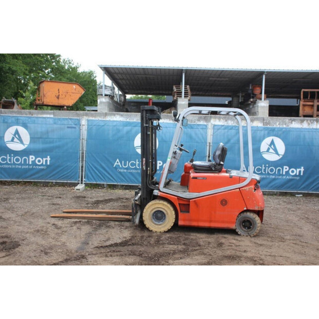2003 BT CBE 2.5 AC-47133393