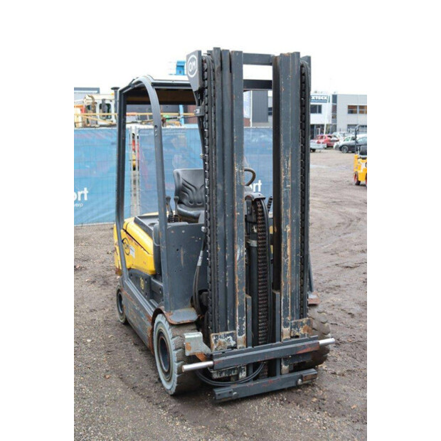 2009 OM Carrelli XE25-47133429