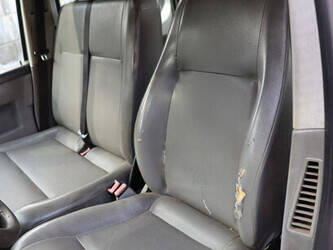 volkswagen-transporter-1452076-47133601