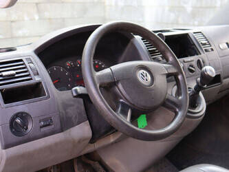 volkswagen-transporter-1452076-47133602