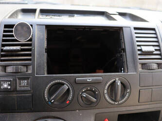 volkswagen-transporter-1452076-47133608