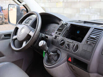 volkswagen-transporter-1452076-47133620