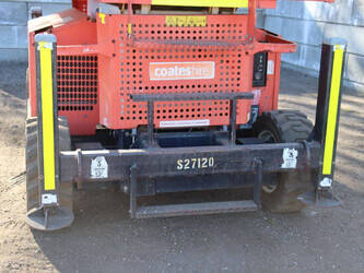 2012-snorkel-s2770rt-47133694