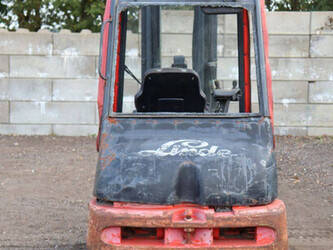 2000-linde-e30-02-1452080-47133745