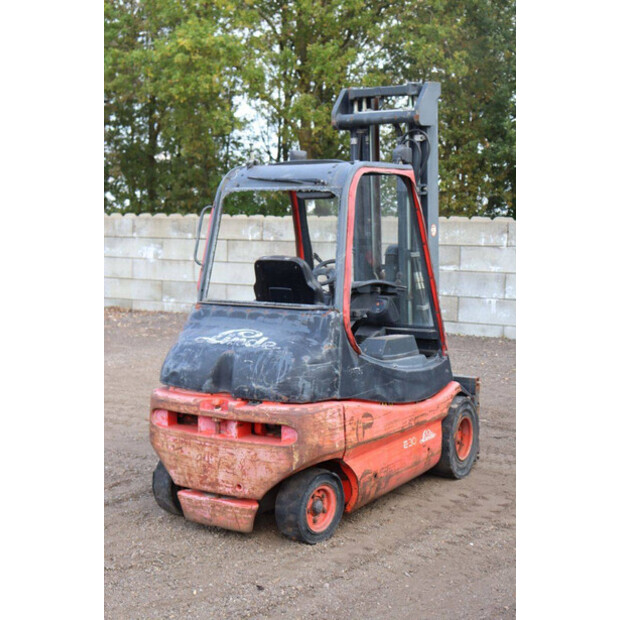 2000 Linde E30-02-47133746