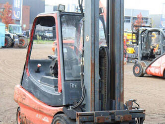2000-linde-e30-02-1452080-47133747