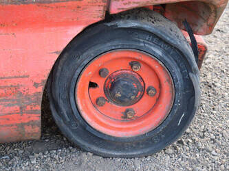 2000-linde-e30-02-1452080-47133755