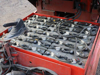 2000-linde-e30-02-1452080-47133768