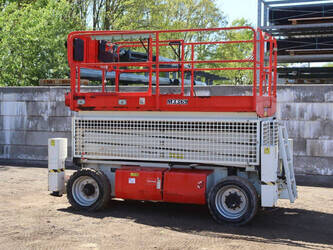 2014-jlg-m3369-47133809