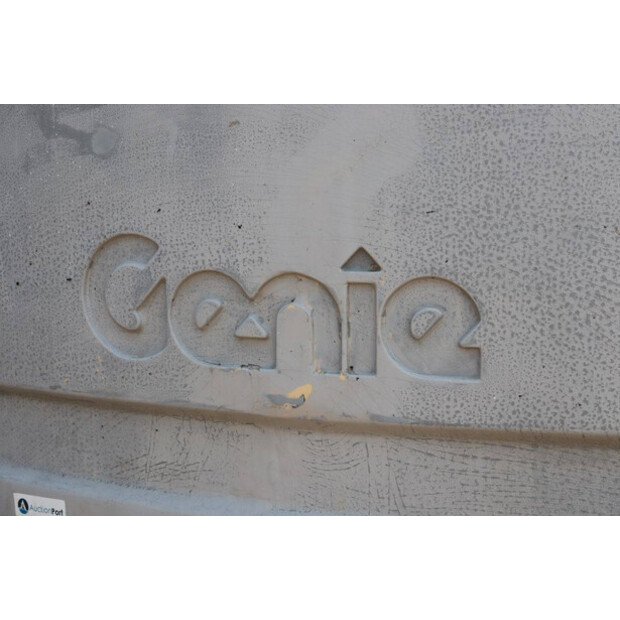 2003 جيني S-65-47133914