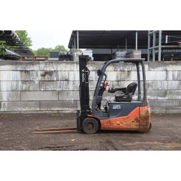 Toyota Traigo 20-47133995