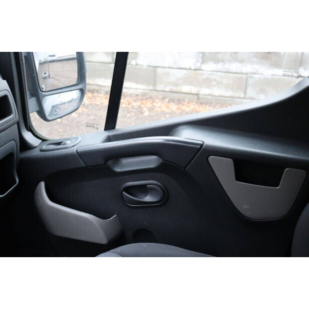 2017 Renault Master-47134330
