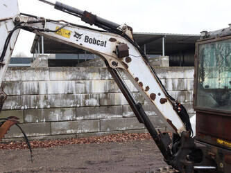 2015-bobcat-e32-1452100-47134410