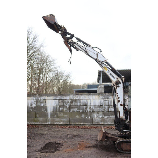 2015 BOBCAT E32-47134438
