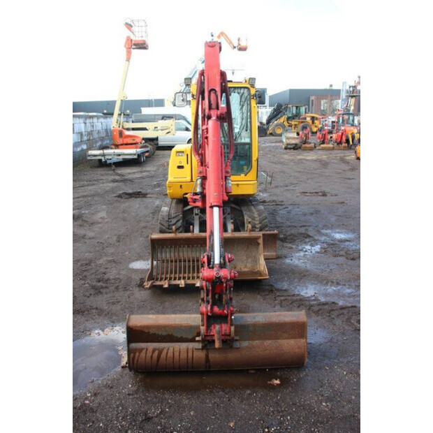 2014 TAKEUCHI TB235-47134523