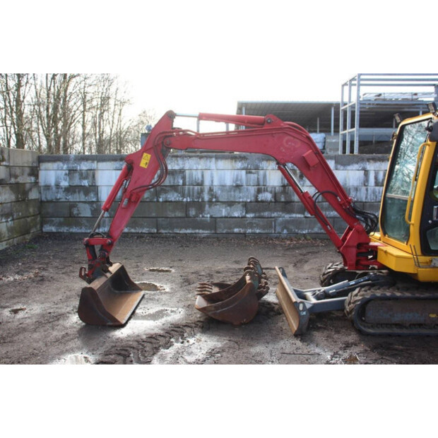 2014 TAKEUCHI TB235-47134525