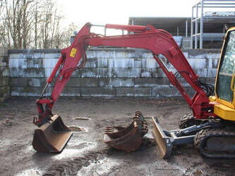 2014-takeuchi-tb235-1452103-47134525