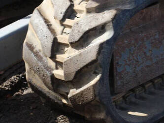 2014-takeuchi-tb235-1452103-47134540
