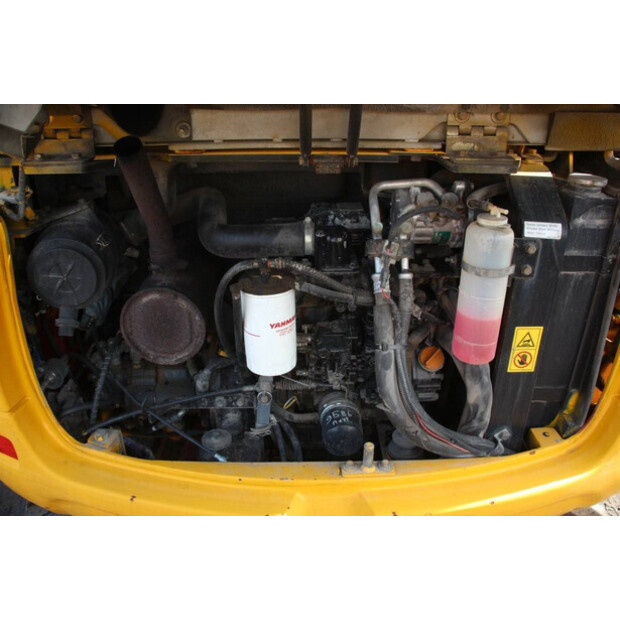 2014 TAKEUCHI TB235-47134542