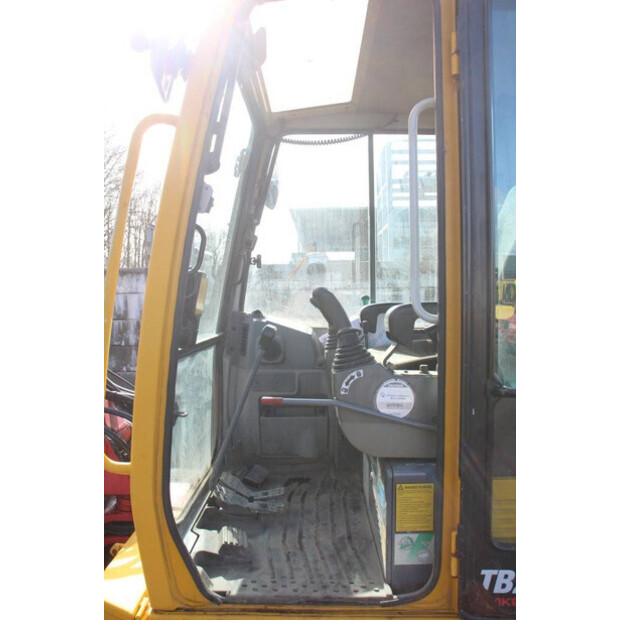 2014 TAKEUCHI TB235-47134544