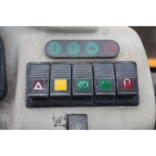 2004 Ahlmann AS150-47134741