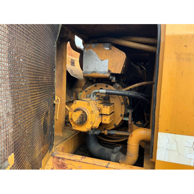 1988 ليبهير P900B-47134819