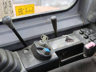 2011-new-holland-e50b-sr-1452123-47135189