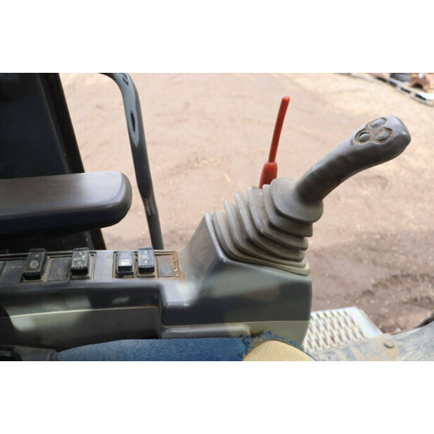 2009 Hitachi ZAXIS 180LCN-47135253