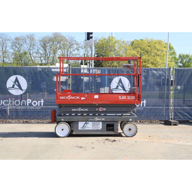 2018 SkyJack SJIII 3220-47135318
