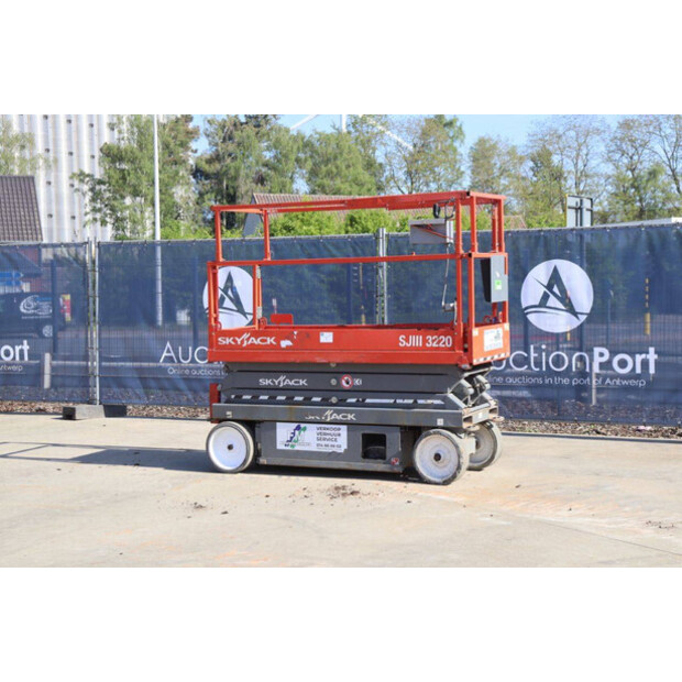 2018 SkyJack SJIII 3220-47135319