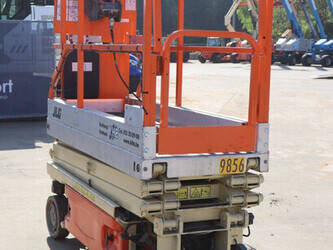 2004-jlg-1930es-1452129-47135346