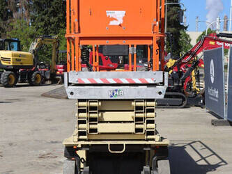 2010-jlg-3246es-1452130-47135366