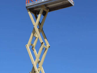 2010-jlg-3246es-1452130-47135383