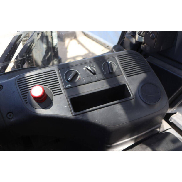 2020 Linde E30HL-01/600-47135540