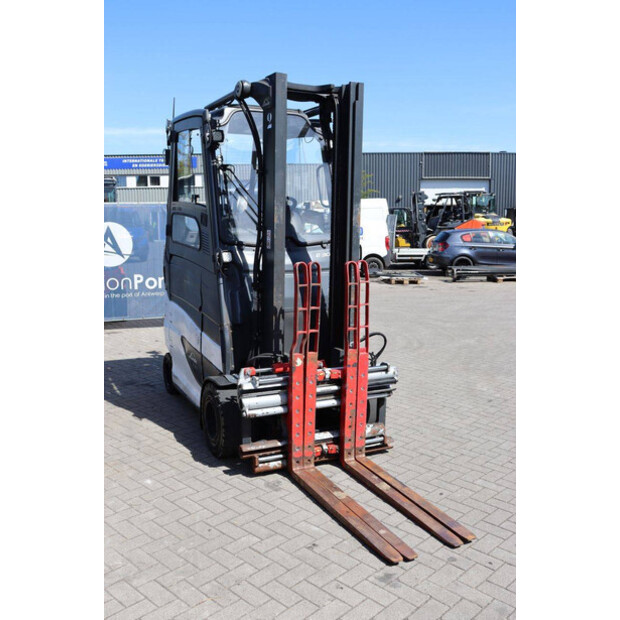 2020 Linde E30HL-01/600-47135595