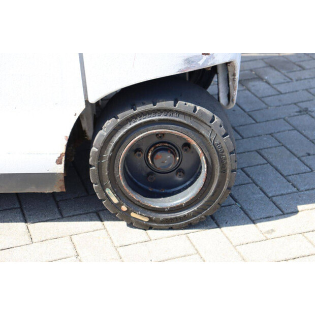 2020 Linde E30HL-01/600-47135609