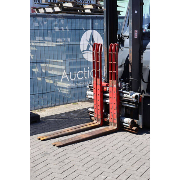 2020 Linde E30HL-01/600-47135687