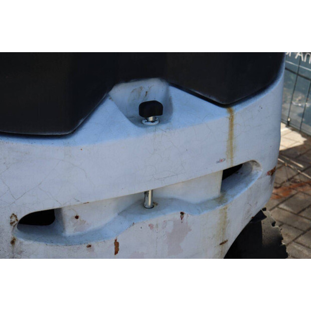 2020 Linde E30HL-01/600-47135698