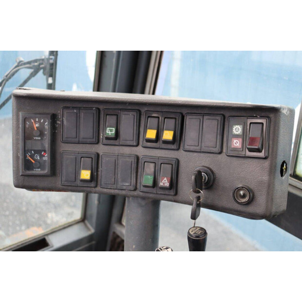 2005 DANTRUCK 9680DD-47135960