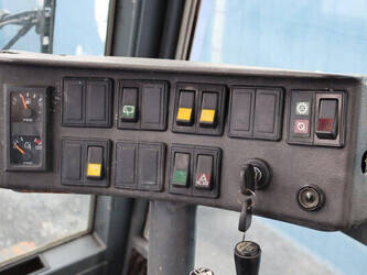 2005-dantruck-9680dd-47135960